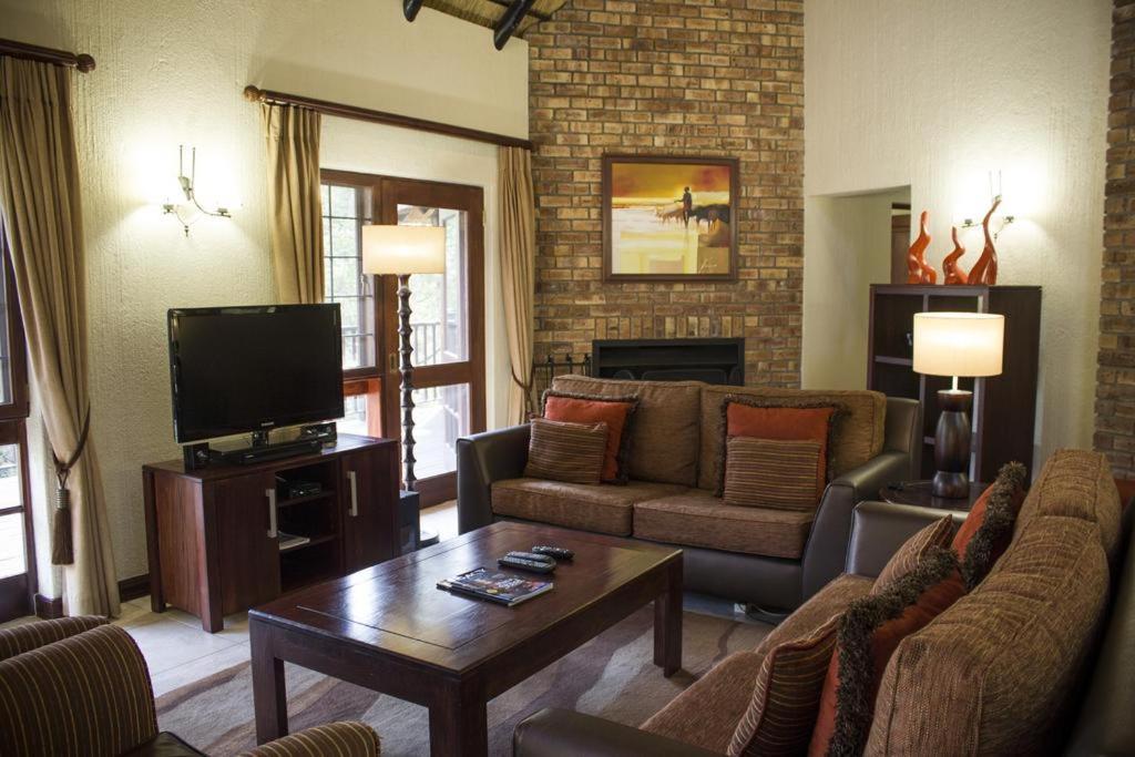 Kruger Park Lodge Unit No 615 With Private Pool 헤이지뷰 외부 사진
